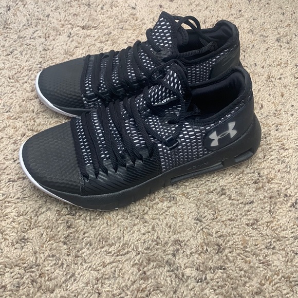 Under Armour - Picture 3 of 6